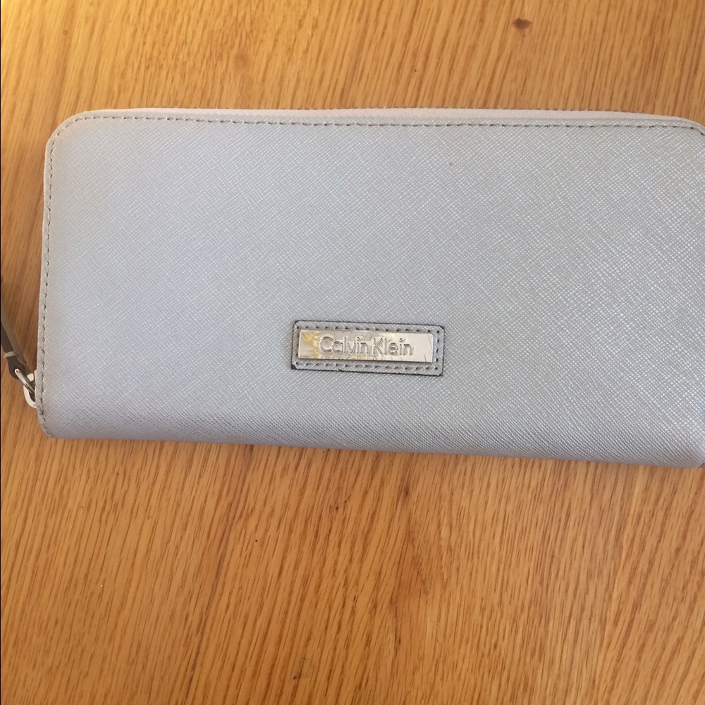 Calvin Klein Silver Wallet *SALE 24 HOURS ONLY*
