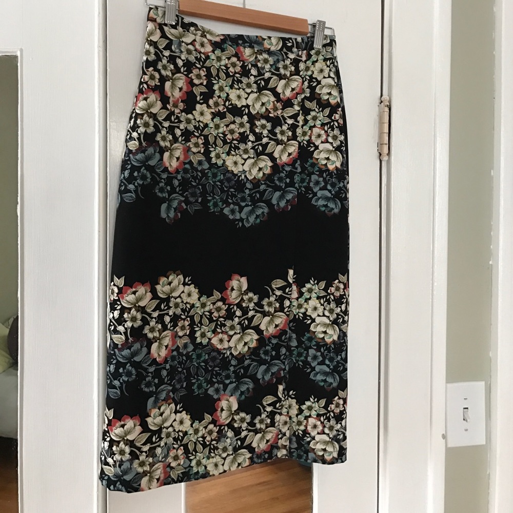Topshop Floral Skirt 4 NWT