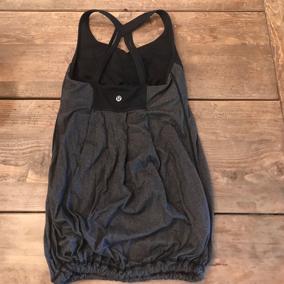 Black and gray tank - Picture 2 of 4