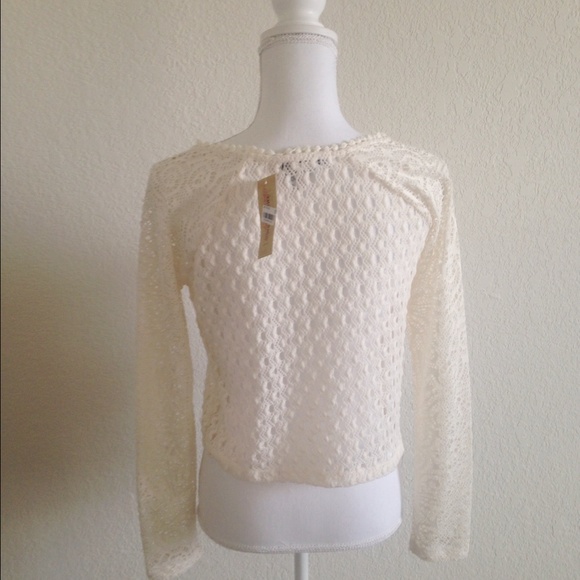 NWT American Rag ivory crochet crop top S - Picture 3 of 3