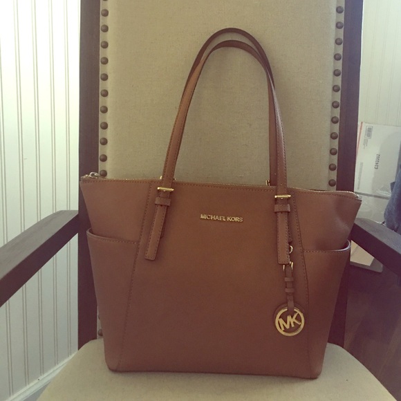 Michael Kors Handbags - Michael Kors Brown Leather Bag