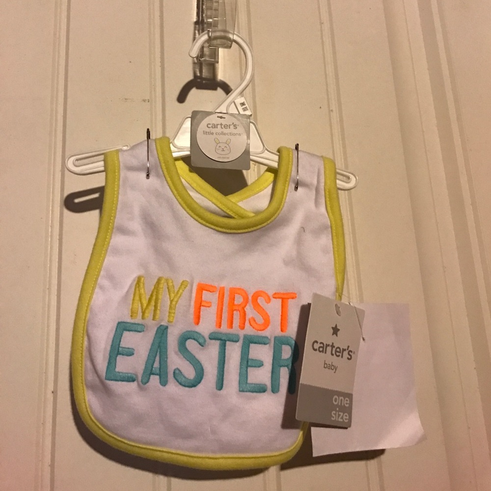 Carter's gender neutraL first Easter bib NWT/NIP