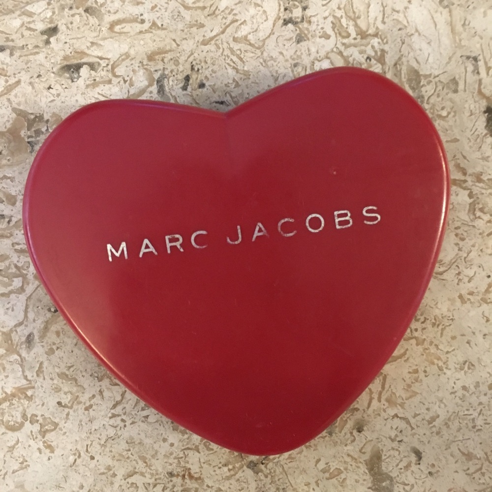 Marc Jacobs Heart-Shaped Mirror Compact