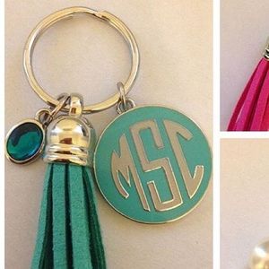 monogrammed keychain without tassel