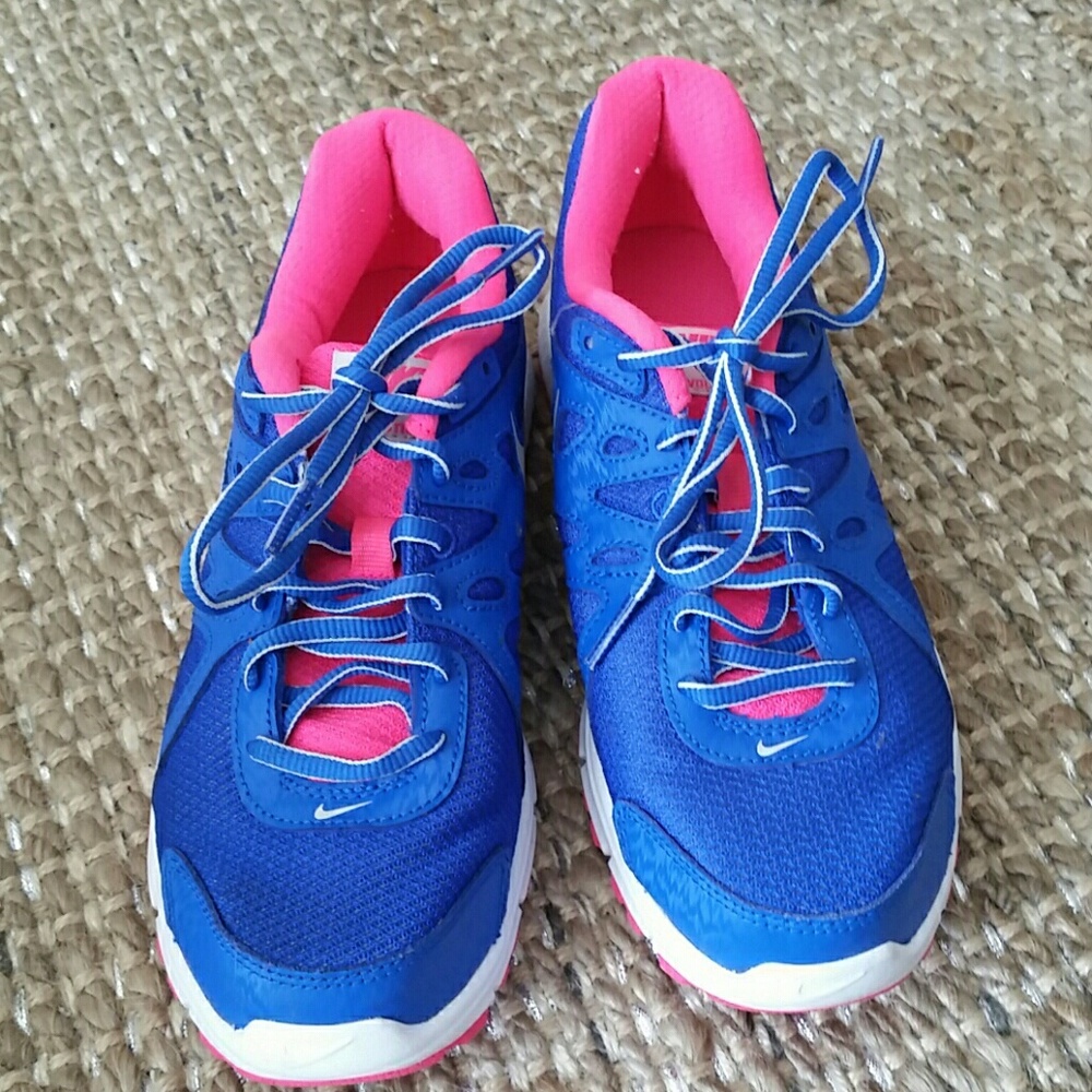 Blue/Pink Nike Crosstrainers