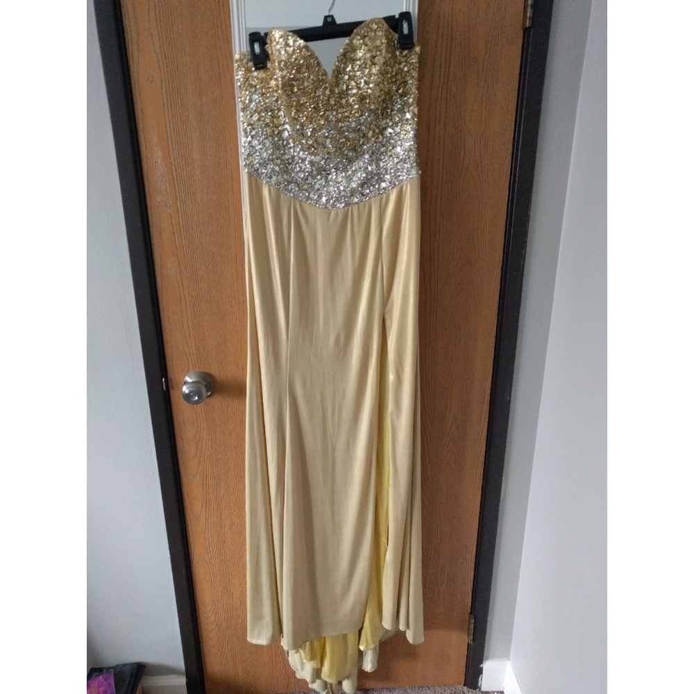 Strapless prom dress