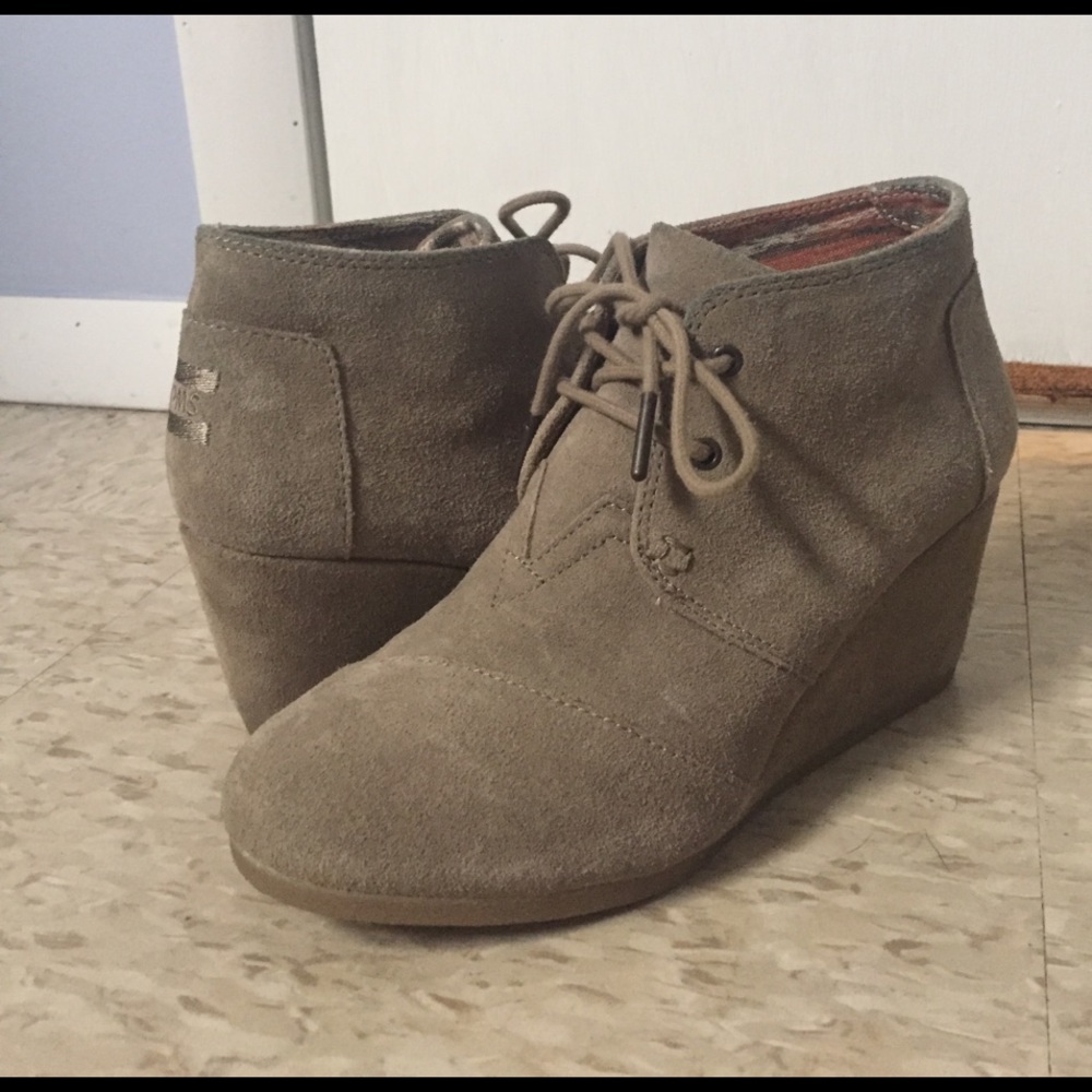 Toms wedge bootie