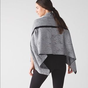 New without tags lululemon vinyasa wrap scarf