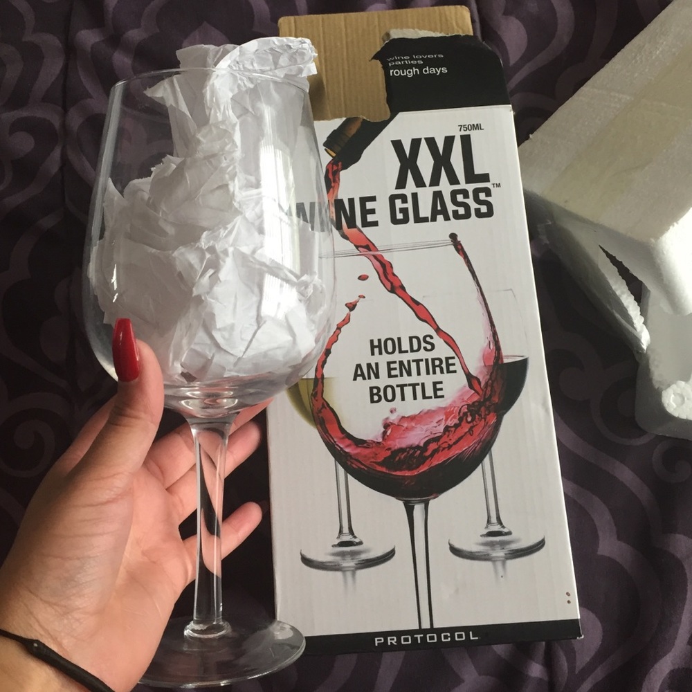 Wine class fits a whole bottle of wine