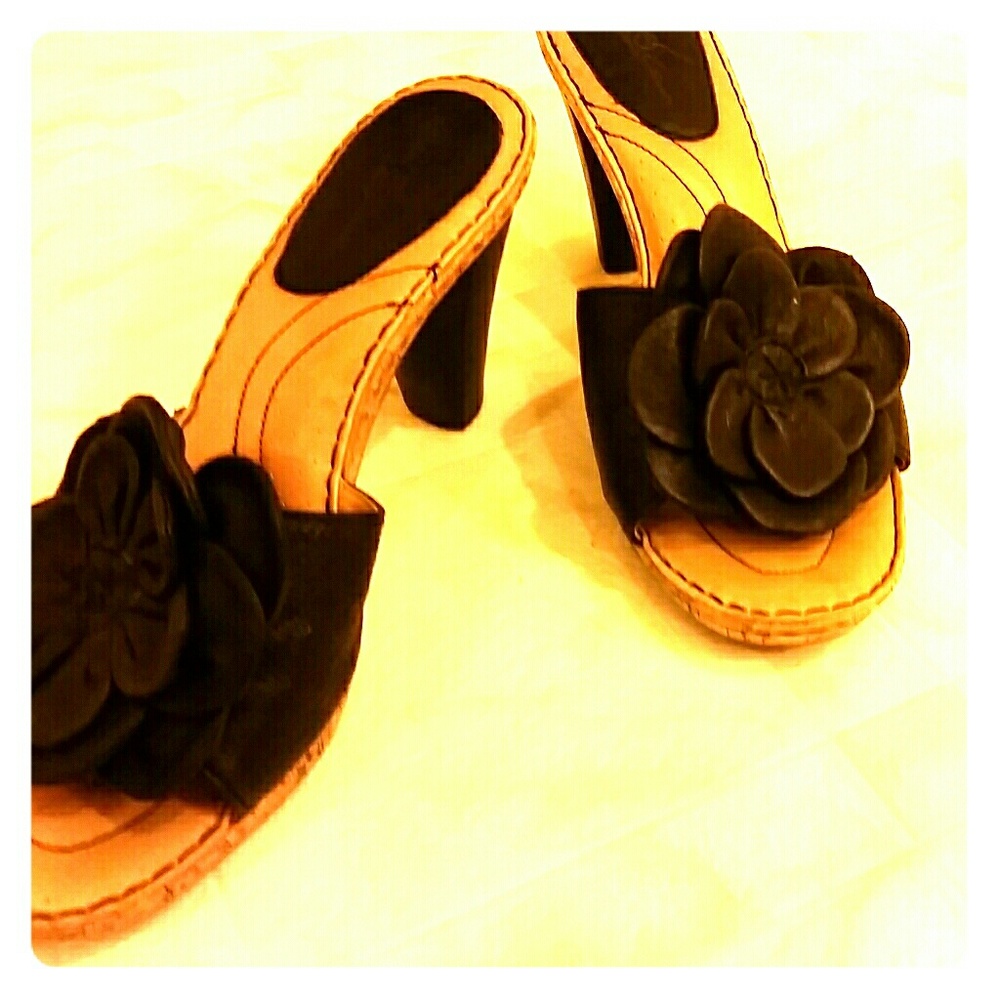 Stylish Born size 11 black sandal