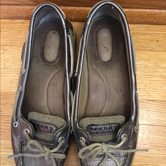 Sperrys! - Picture 2 of 6