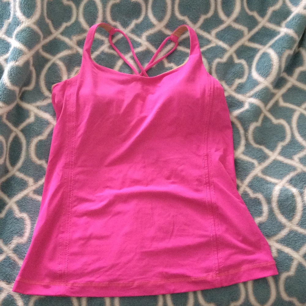 Lululemon workout tank!