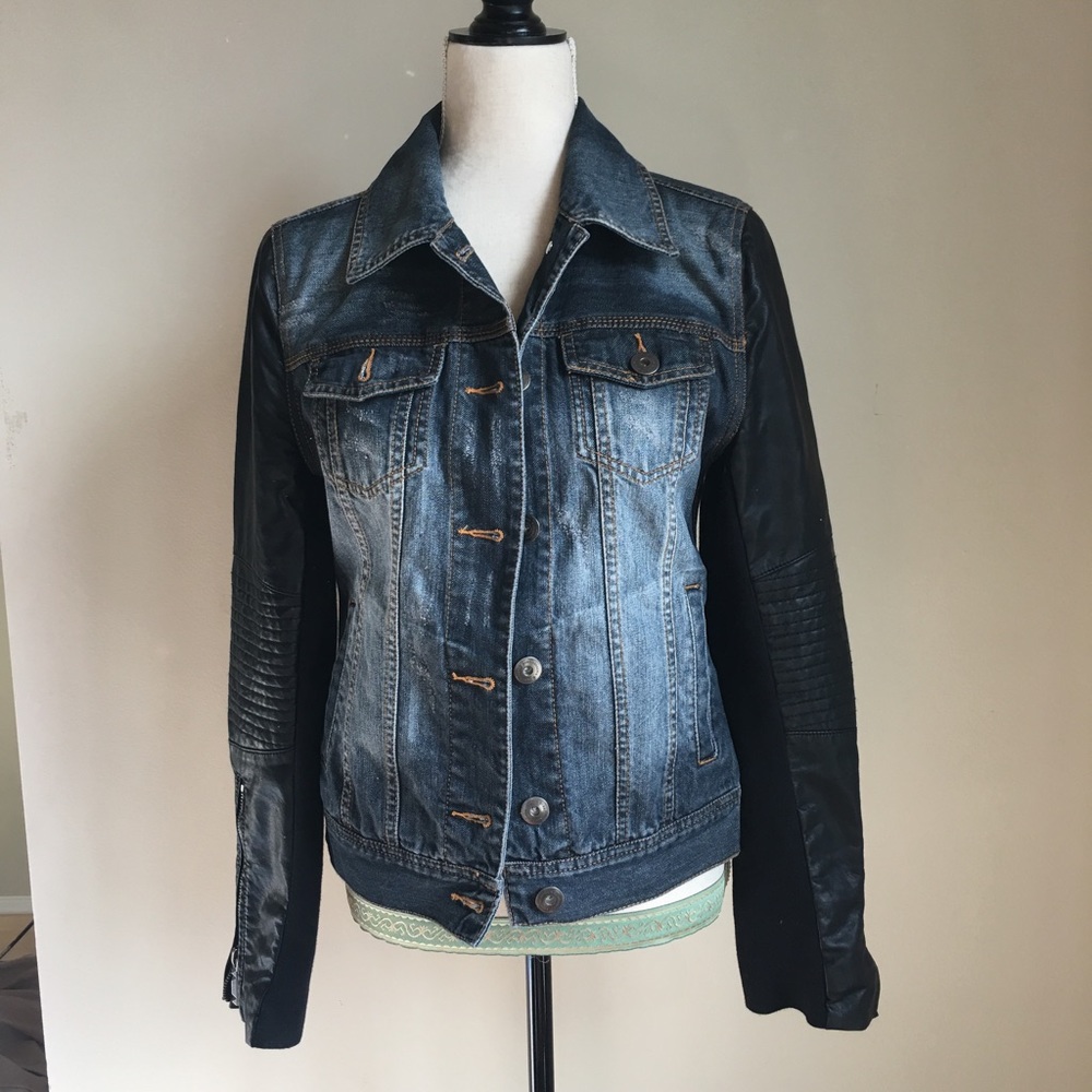 BCBG denim jacket (faux) leather sleeve S Small