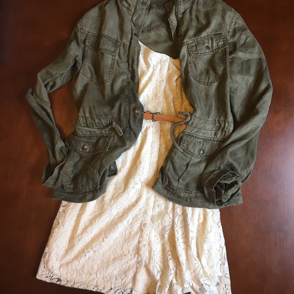 Lace cream summer dress