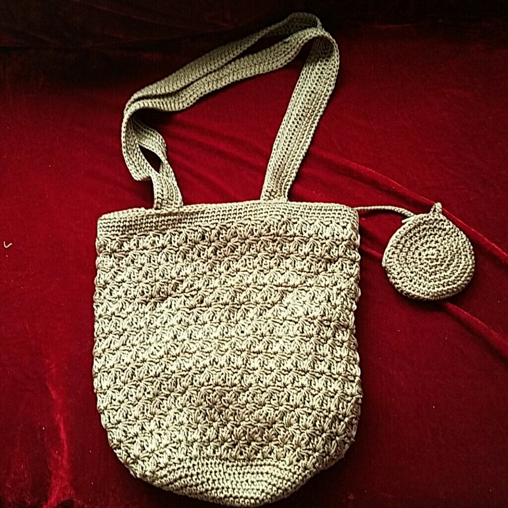 Beige purse with handles and coin pouch
