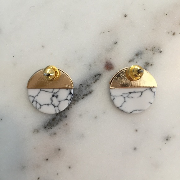 "Sutton" Earrings || White Marble & Gold Studs - Picture 3 of 9