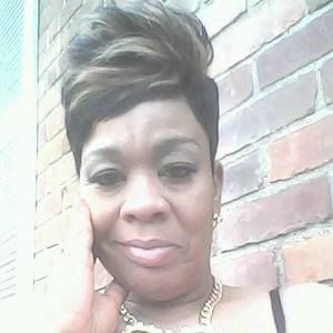 Meet your Posher, Renee