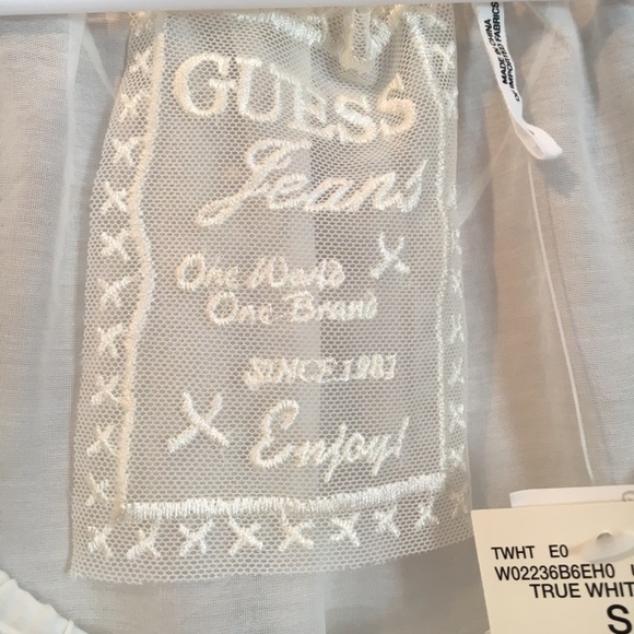 Guess Jeans top - Picture 2 of 5