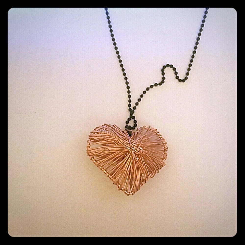 Wire Heart Long Necklace