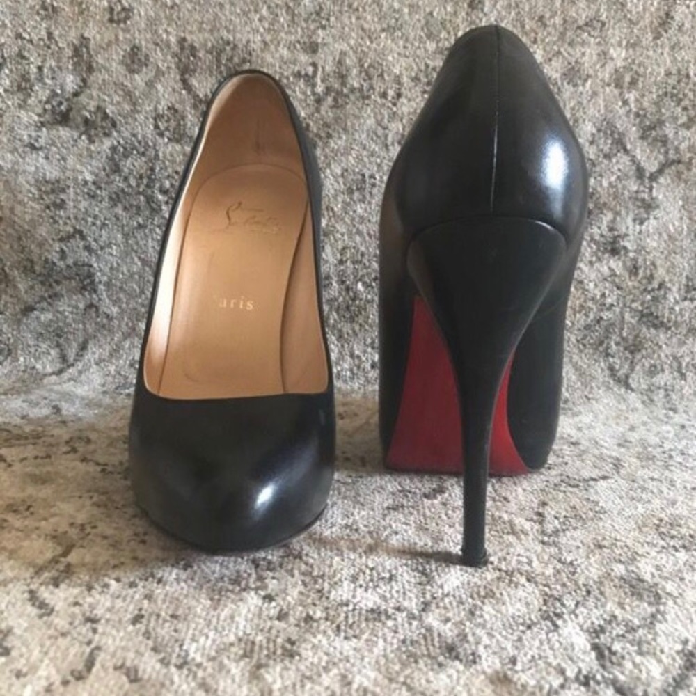 Christian Louboutin Rolando Pumps