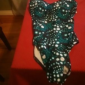 Bathing suit. XL. 16/18