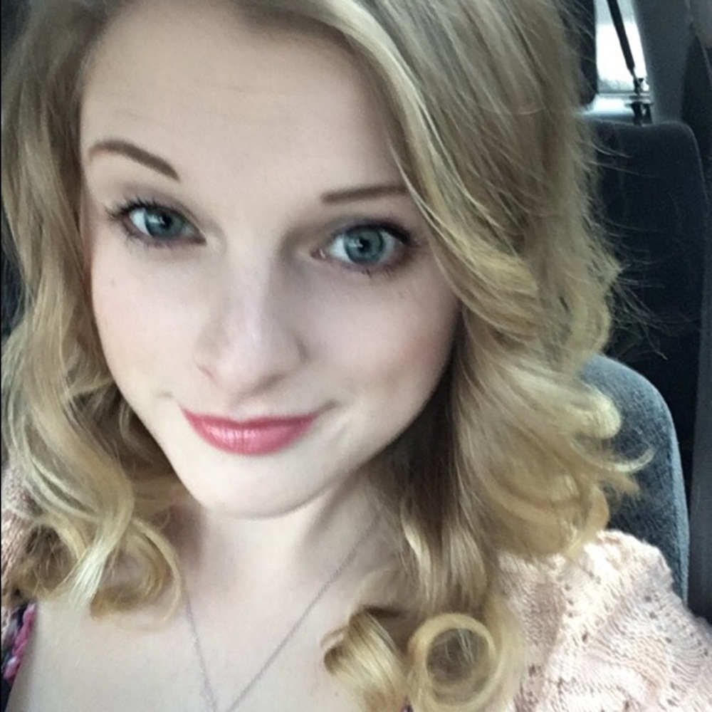 Meet your Posher, Jessica