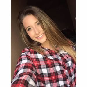 Meet your Posher, Courtney