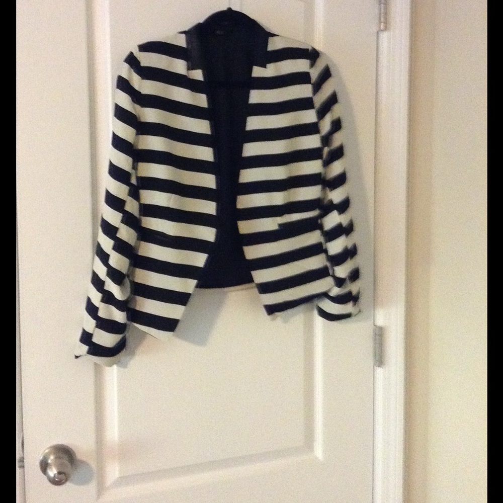 Monteau Black and White Striped Blazer