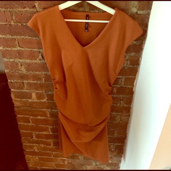 Dress - Picture 1 of 3