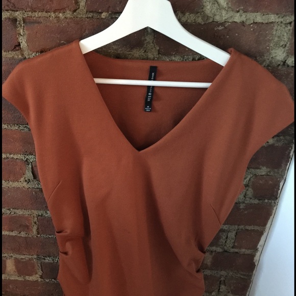 Dress - Picture 2 of 3