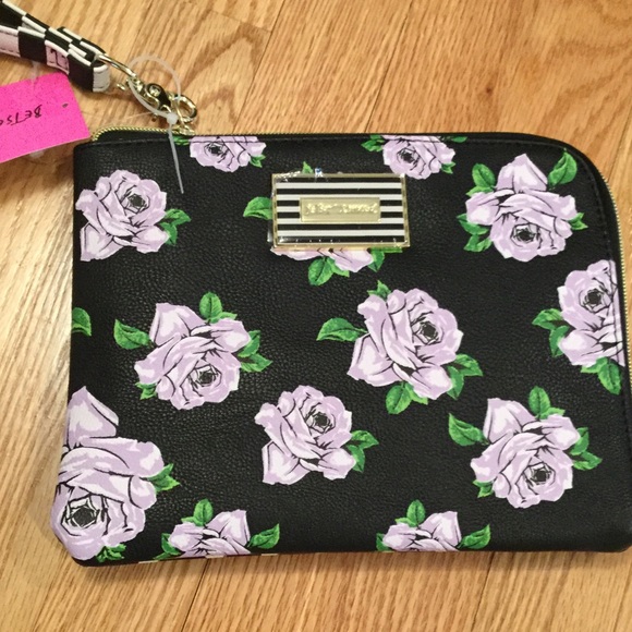 Betsey Johnson Handbags - LAST ONE Betsy Johnson-Pouch/Wristlet