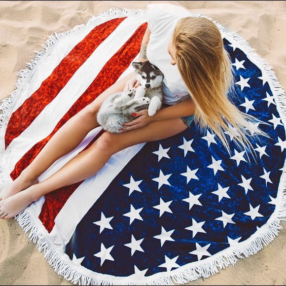 Gypsy Los Angeles Other - 🍀ST PATTYS SALE🍀American Flag Round Blanket