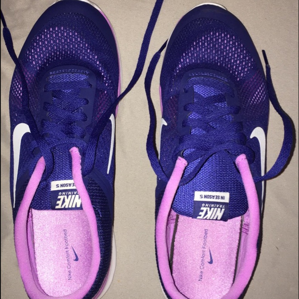 Nikes training shoes