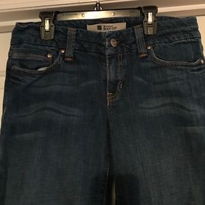Size 6 L Gap Jeans