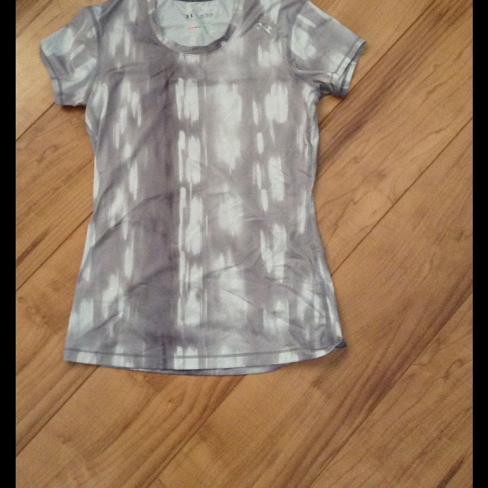 Under armor tee