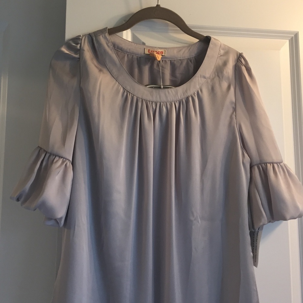 Color block dress. - Picture 2 of 4