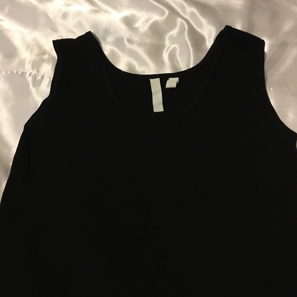 Debra deroo sweater type tee - Picture 2 of 3