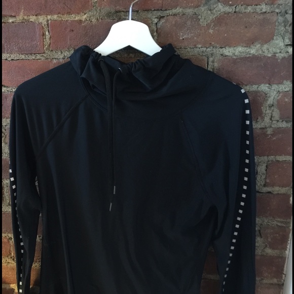 Gap hoodie - Picture 2 of 3