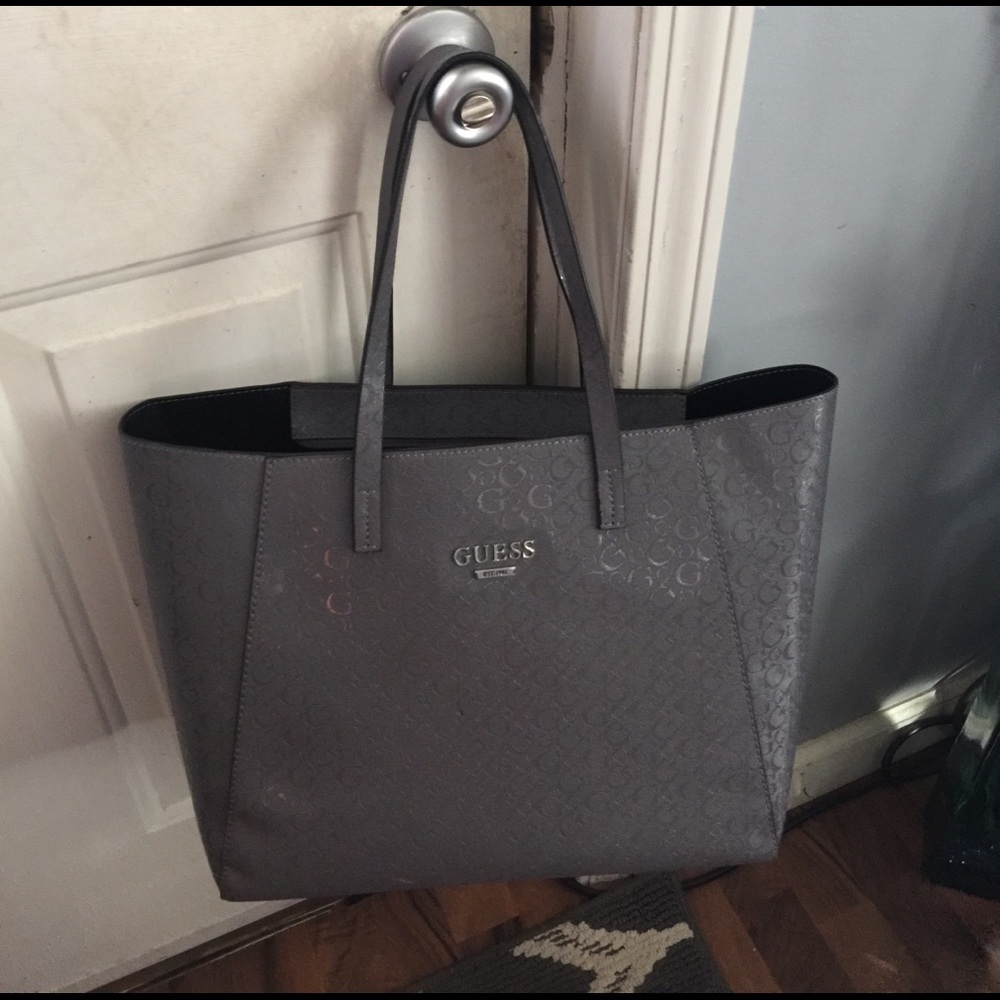 Large tote.