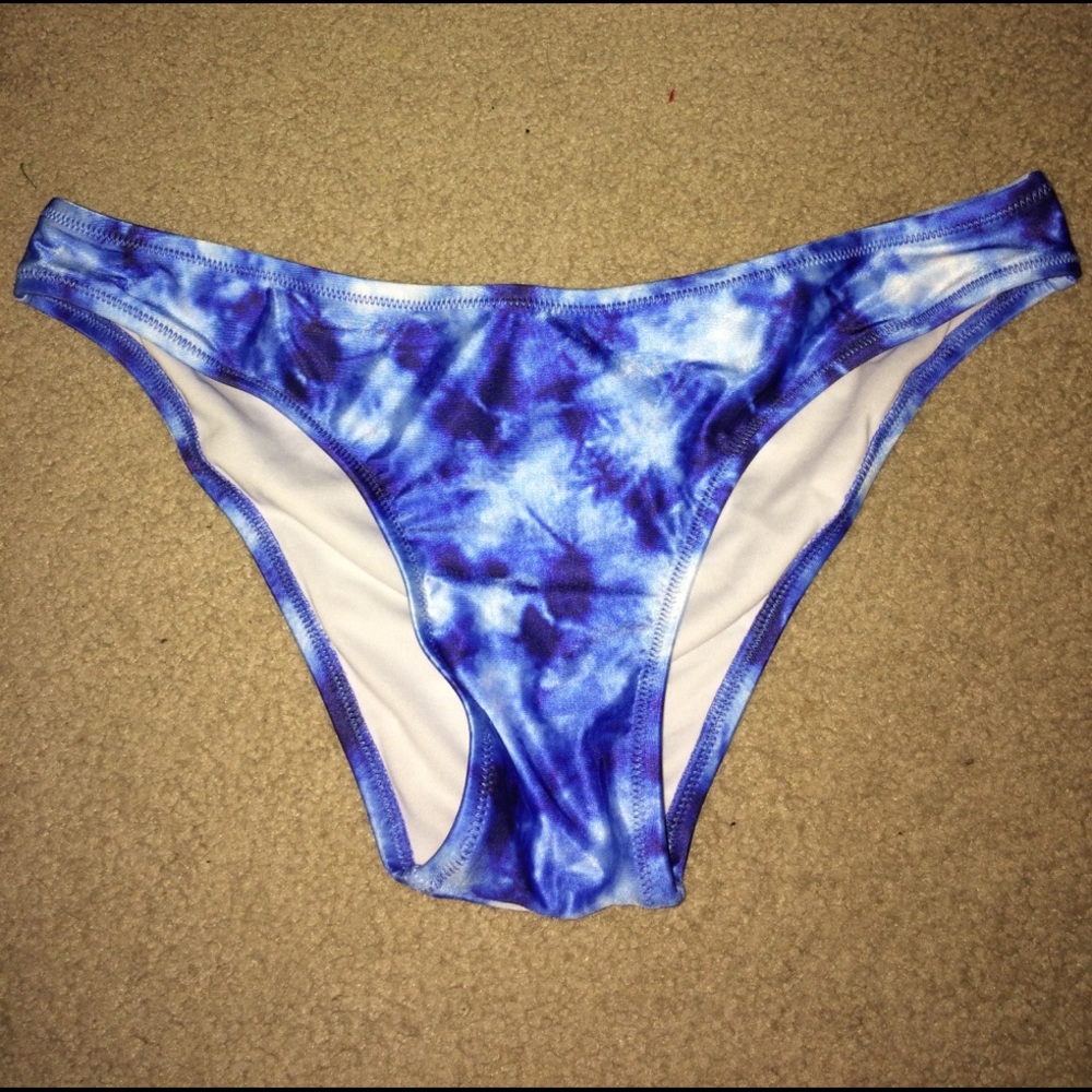 Bikini bottoms