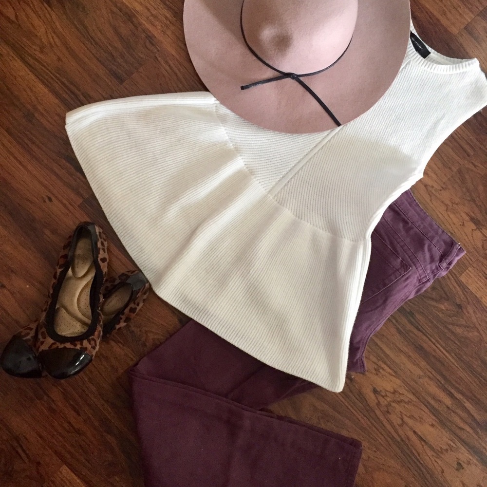 ✖️✖️Indigo Rein Plum colored Skinnies