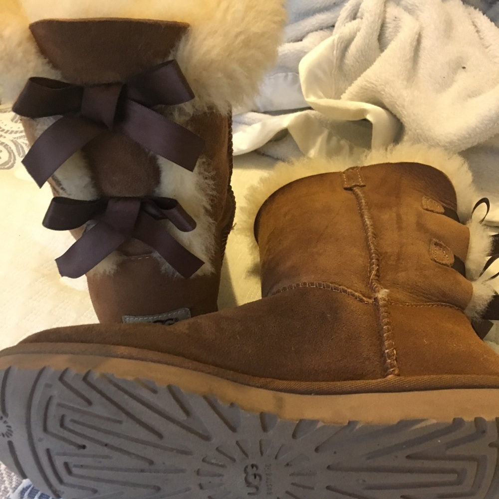 Brown Bailey Bow Uggs