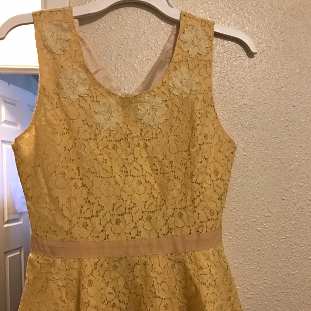 Adorable blouse from anthropology