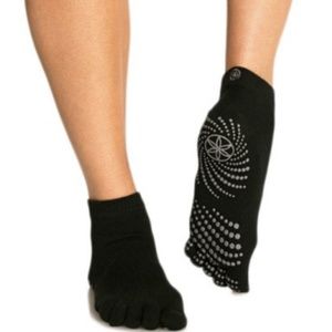 NWOT Yoga Socks