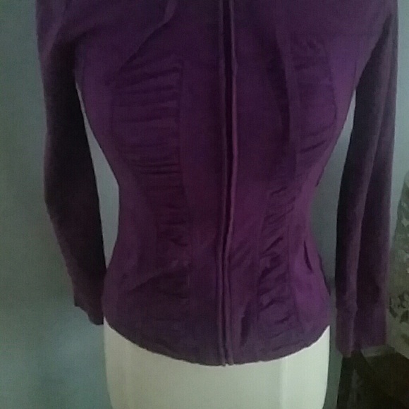 NY&C gently worn sweater - Picture 2 of 3