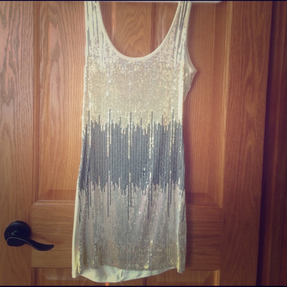 Sequin Daytrip tank top