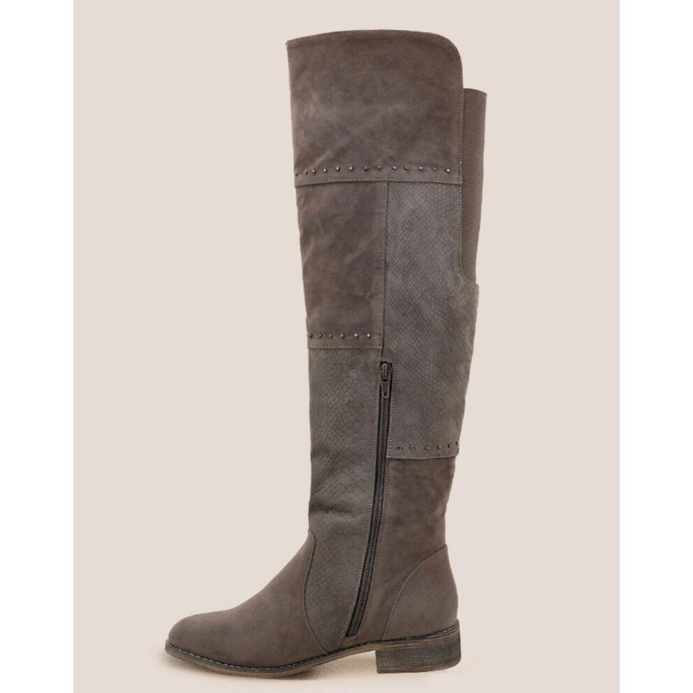 💥FLASH SALE💥NWT Francesca's Suede Boots - Picture 3 of 4