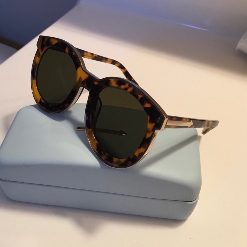 New Karen Walker Crazy Tory Super Spaceship