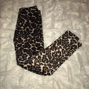 Leopard fleece lined leggings!💕