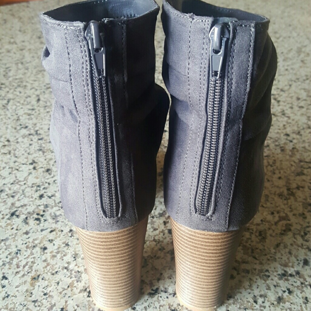 πHPπDove grey chunky-heeled shoes - Picture 4 of 5